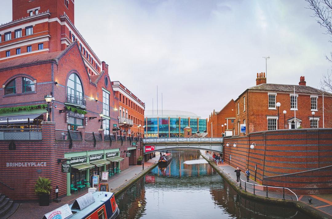 Birmingham Small Businesses Boost Service Speed With AI Technology Adoption
