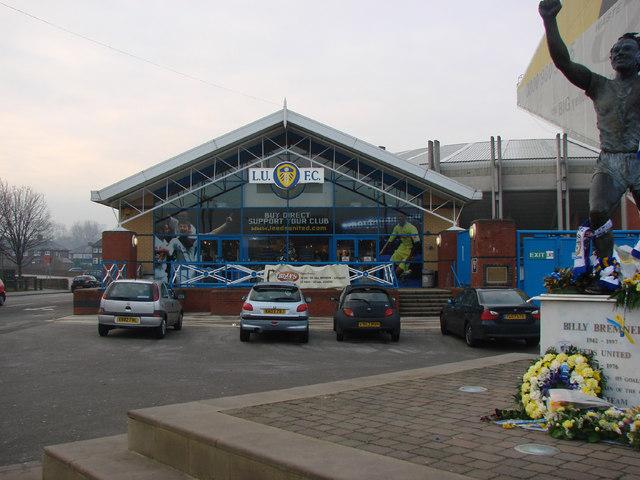 Leeds United Shop, Elland Road geograph.org.uk 634091
